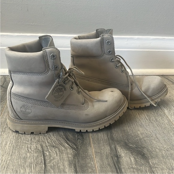 Timberland 6 inch waterproof boots - Picture 2 of 6